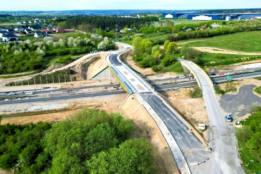 Awaryjne zamknięcie pasów na nowej Obwodnicy Metropolitalnej