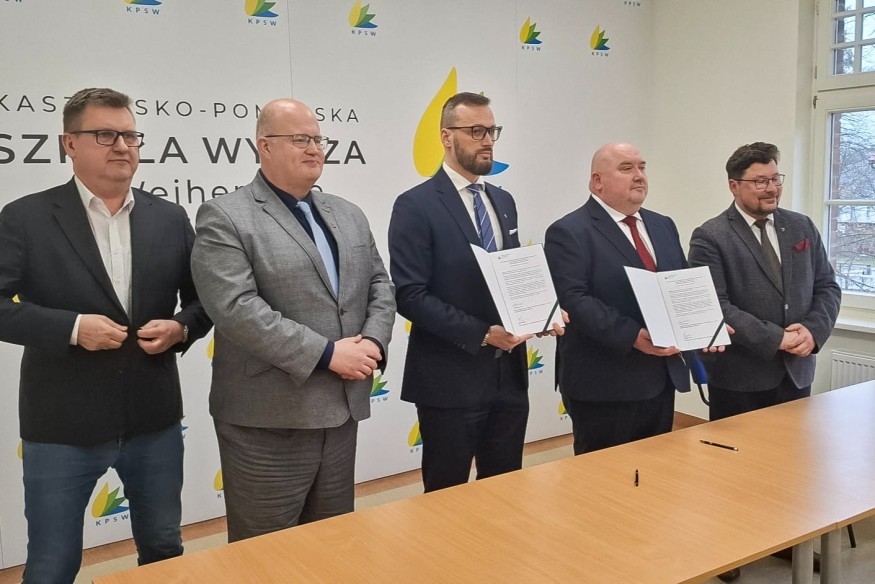 KPSW w Wejherowie i MON: Nowe kadry dla Doliny Dronowej
