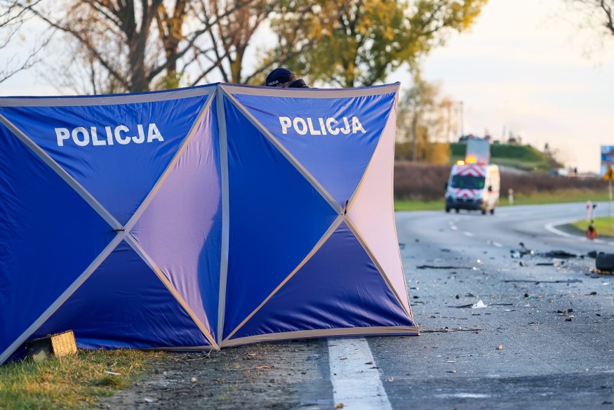 Tragiczny wypadek w Gdyni. Dwie osoby zginęły w zderzeniu na Rdestowej