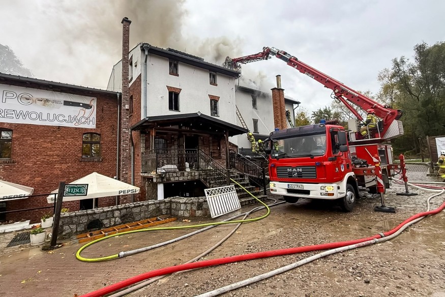 Pożar w restauracji Młyn w Bytowie. Akcja trwała 9 godzin